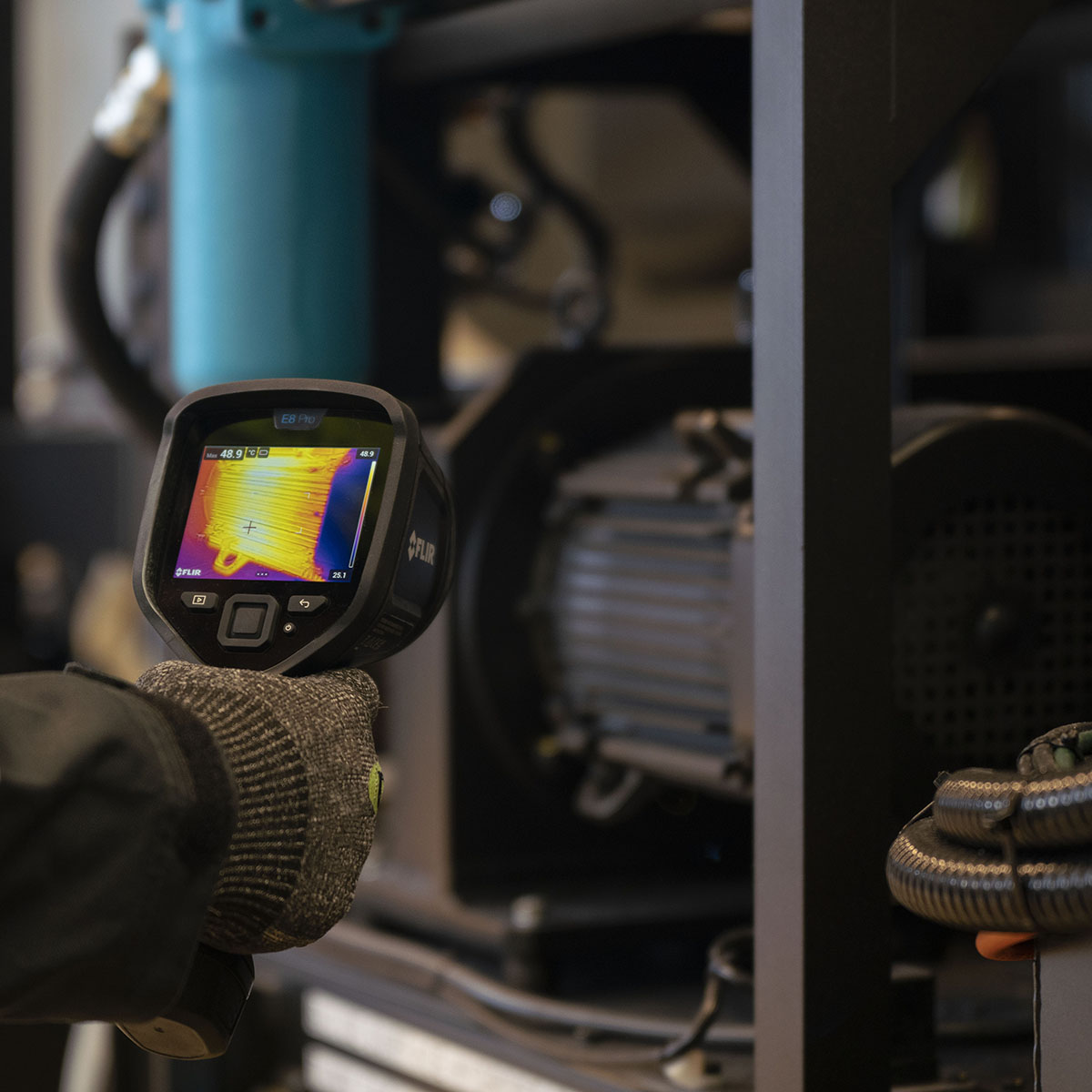 FLIR E8 Pro Värmekamera, 320 x 240 pixlar, -20°C till +550°C