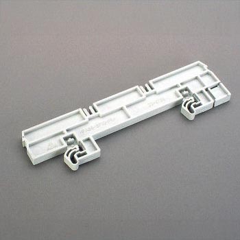 Beröringsskydd, avdelningar, avskiljare, hållare