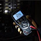 FLIR DM93-2 Industriell digital multimeter med METERLiNK