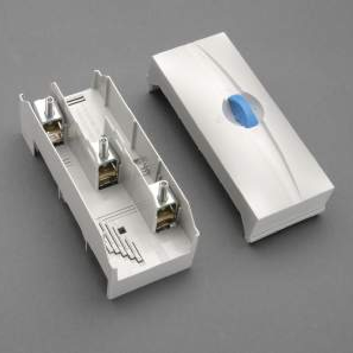 01243 Ansl.platta 3-pol, inkl.kåpa,för 16-120mm2.Sys 60