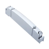 01017 Hållare för Täcklister. Monteras på 01495