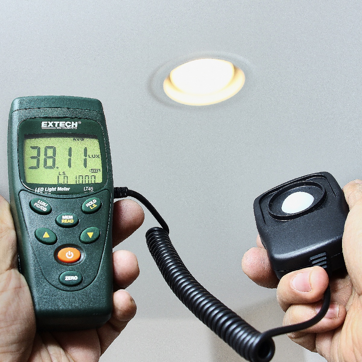 EXTECH LT45 - Färg-LED-ljusmätare