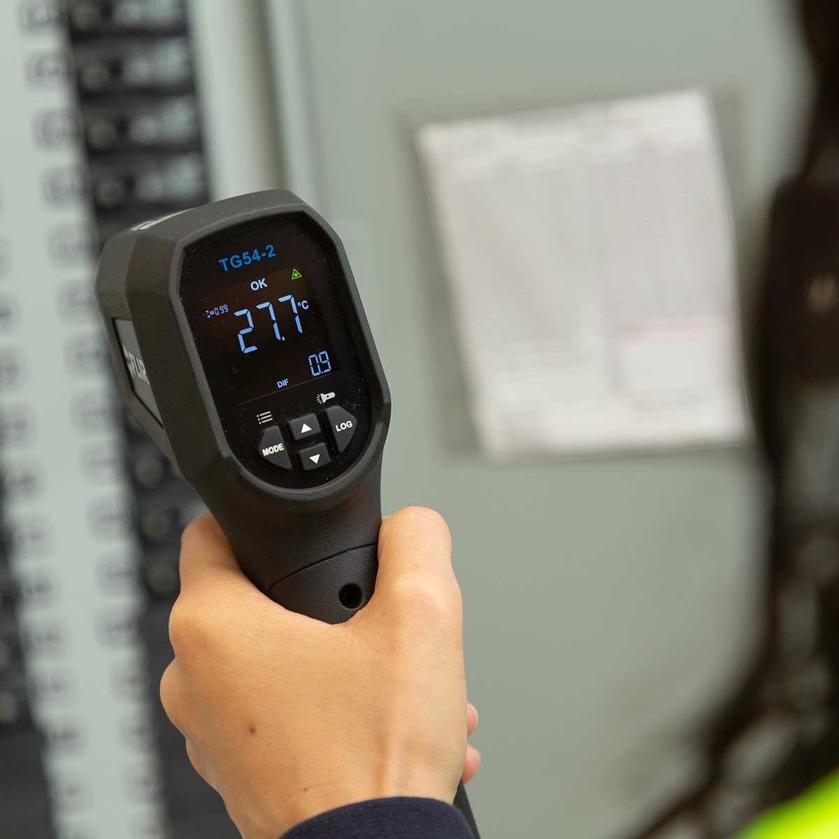 FLIR TG54-2 IR-termometer, upp till 850°C, laserpekare, 20:1 optik